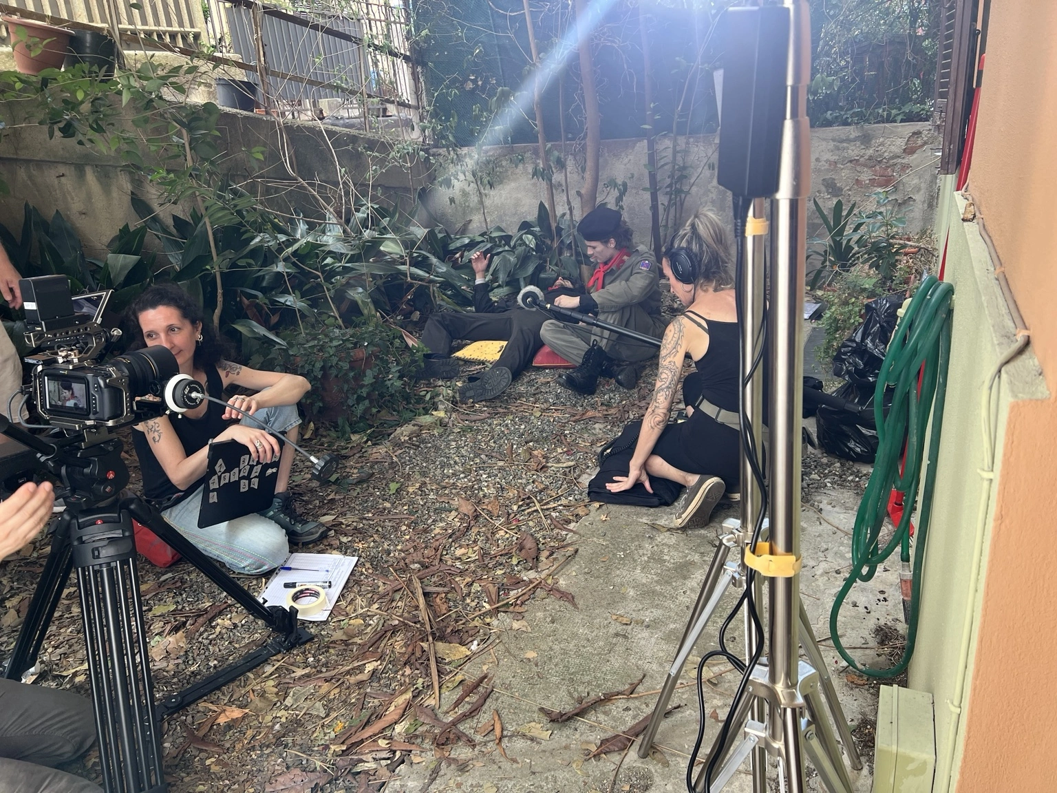 Avanti Avanti!: macchina da presa e troupe sul set